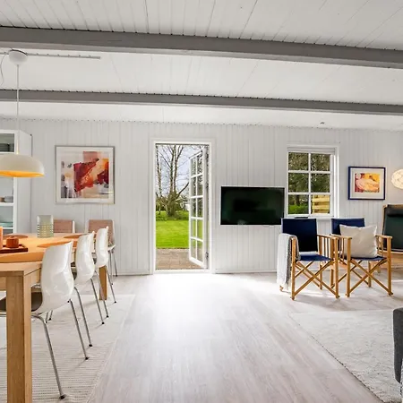 Feriehus Hinrich - 750m From The Sea By Interhome