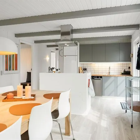 Hinrich - 750m From The Sea By Interhome Feriehus